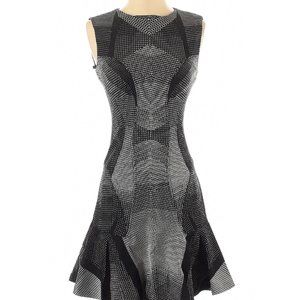 diane von furstenberg dress size 2 Grey Pattern